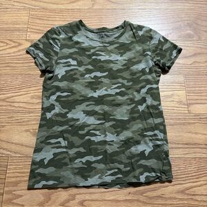 VS PINK Camo Shirt XS